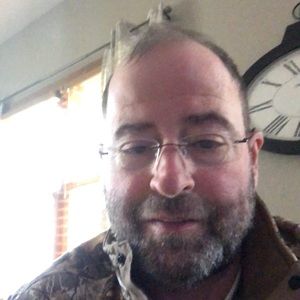 Meet your Posher, Dennis